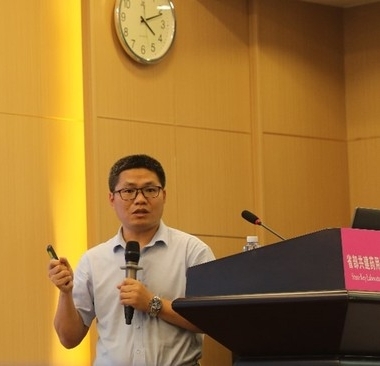 开云在线创新论坛第一千五百二十九讲：二氧化碳还原分子催化剂