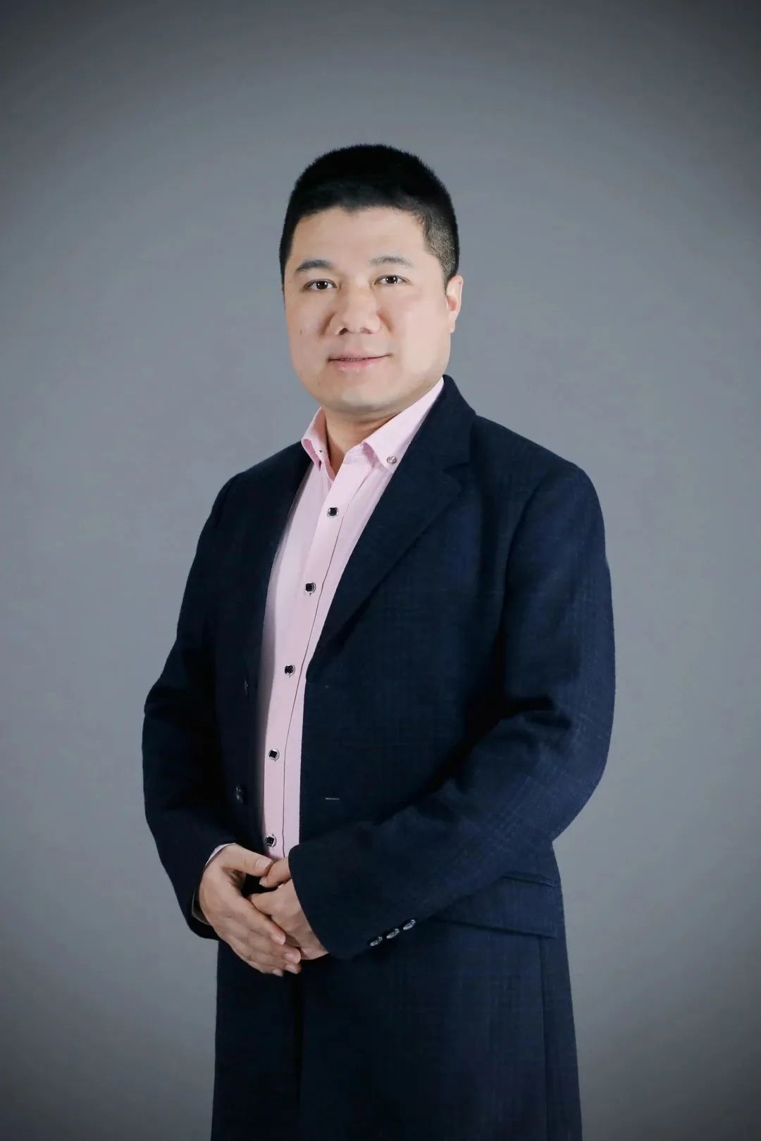 开云在线创新论坛第一千四百九十六讲：低维量子材料多尺度理论设计与调控