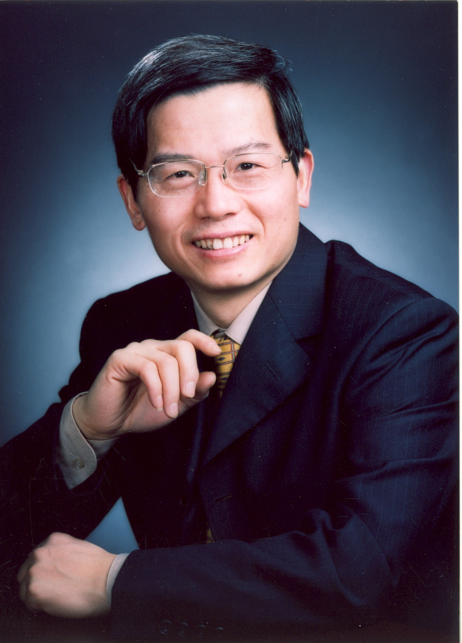 开云在线创新论坛第一千零七十讲：碳纳米笼——能源存储和转换的新平台